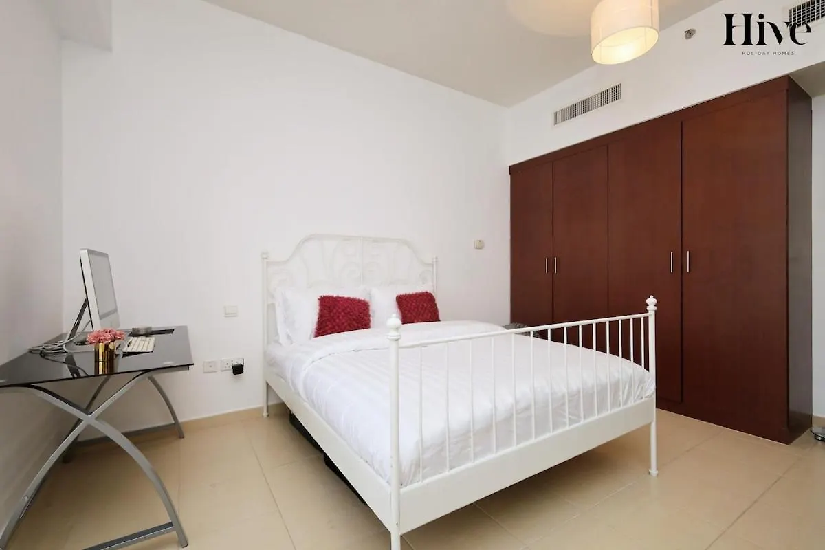 3 Bed In Jbr With Sea Views Apartment Dubai