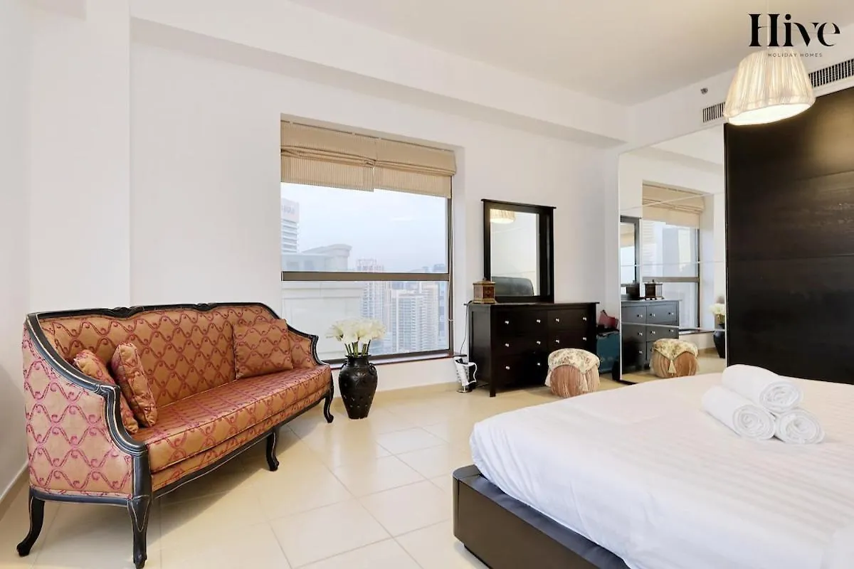 Appartamento 3 Bed In Jbr With Sea Views Dubai