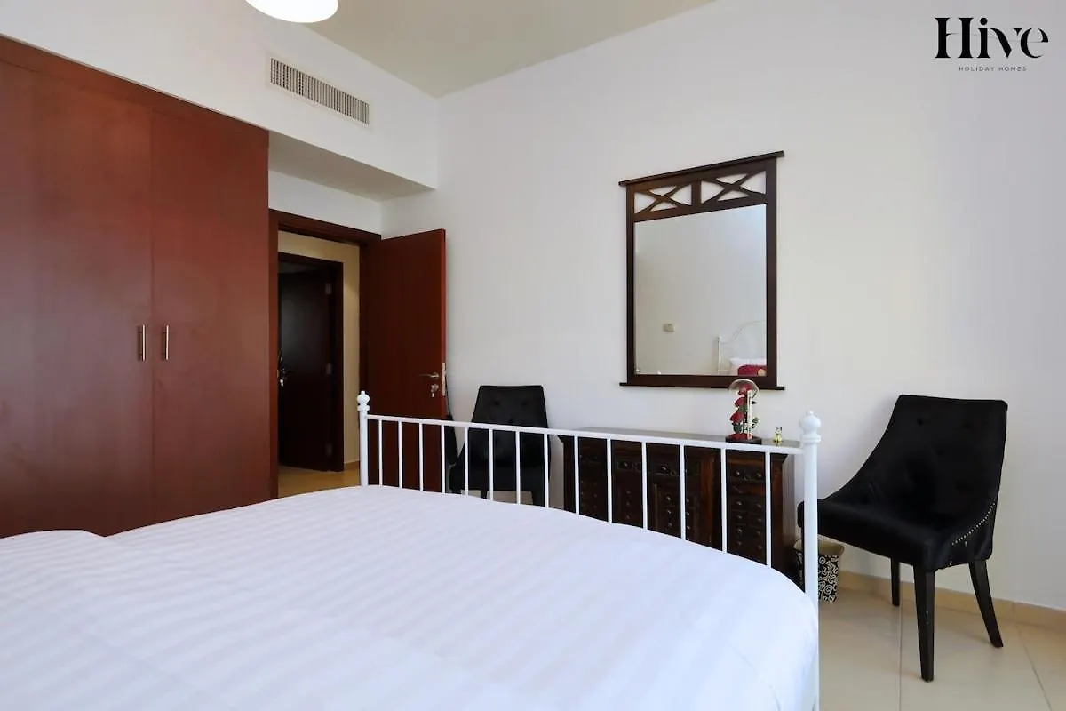 3 Bed In Jbr With Sea Views Apartment Dubai